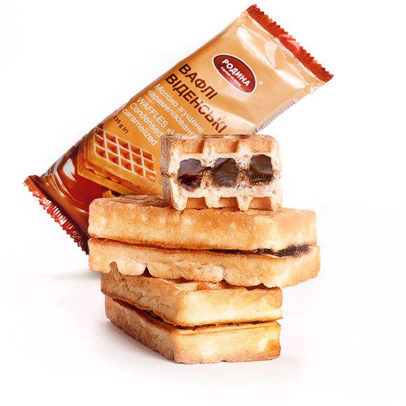 В.В. Вафлі бісквітні Віденські з карам.згущен.0,8кг/Родина/